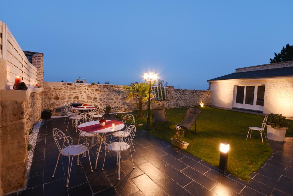 Le Clos Saint Martin ラン エクステリア 写真